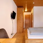 Vogtsmichelhof - Haupthaus בית הארחה