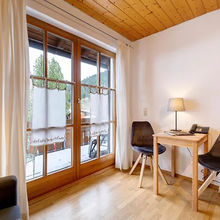 Konukevi Vogtsmichelhof - Haupthaus 3*