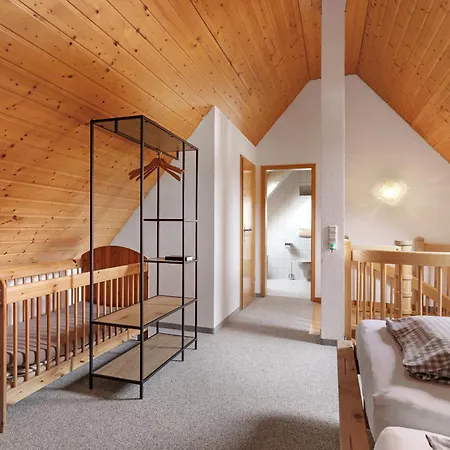 Vogtsmichelhof - Haupthaus 阿皮斯班奇