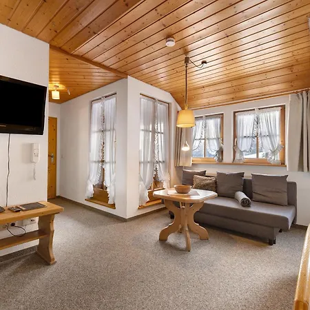 Vogtsmichelhof - Haupthaus 招待所 阿皮斯班奇