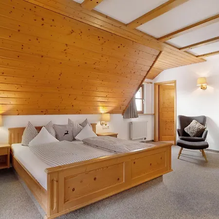 Vogtsmichelhof - Haupthaus 招待所 阿皮斯班奇